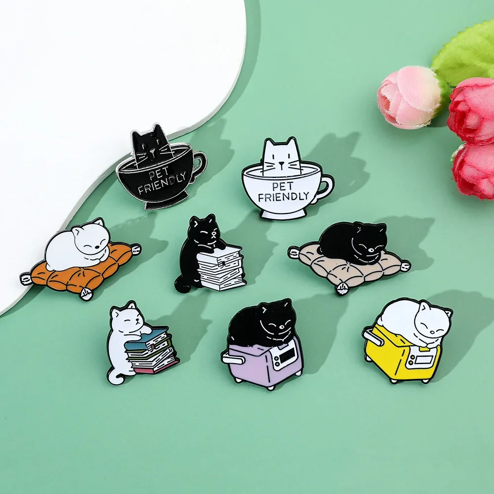 Niedliche Cartoon-Katze, schwarze und weiße Katze, Brosche, kreative Persönlichkeit, lustig, trendig, Kätzchen, Metalllegierung, Tropfabzeichen, Tasche, Kleidung, Anstecknadel – Detail 9