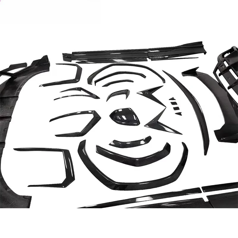 طقم هيكل السيارة من TOP FORLamborghini Urus Body Kits قطع غيار السيارات