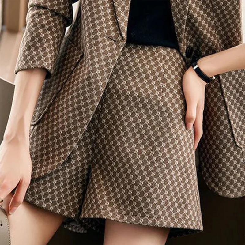 Autumn Winter Women\'s Elegant Fashion Printed Slim Blazers High Waist Shorts Set Ladies Long Sleeve Casual Coat Short Pants Suit