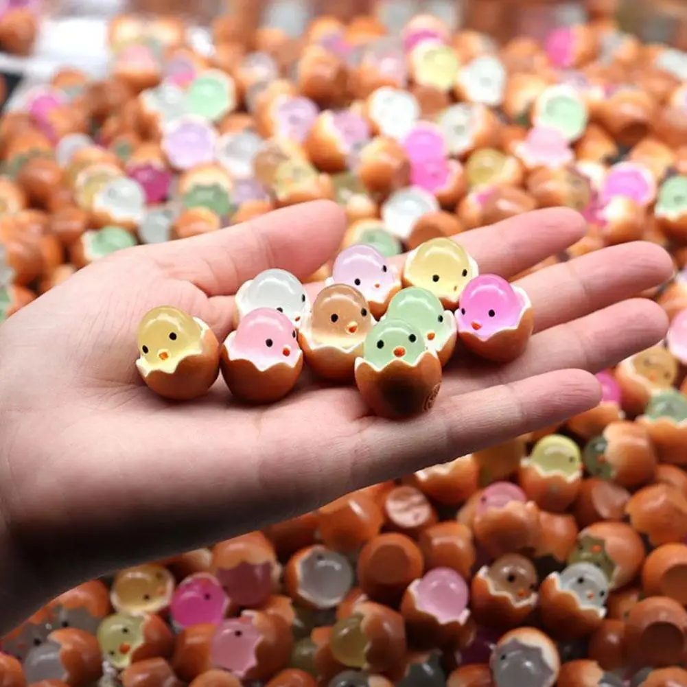 50 pz accessori giocattolo Kawaii carino luminoso guscio d'uovo pollo creativo luminoso gioielli accessori artigianato in resina fai da te