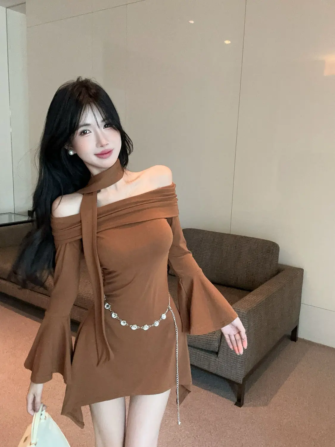 Pure Desire to Expose Shoulders Long Sleeves Slim Fit and Slimming Hip Hugging Dress New Tight Short Skirt