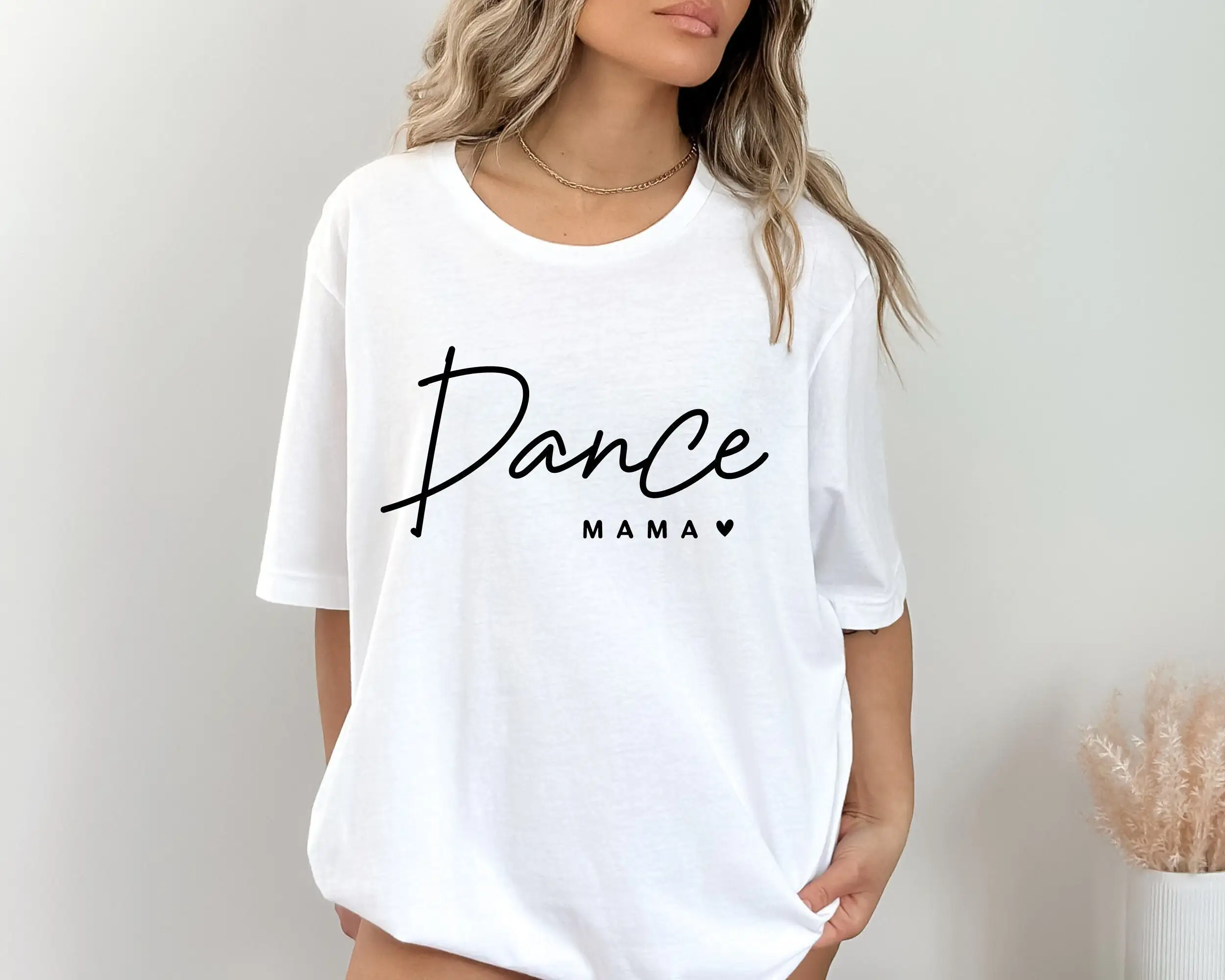 Танцевальная футболка для мамы подарок на день матери маме для влюбленных