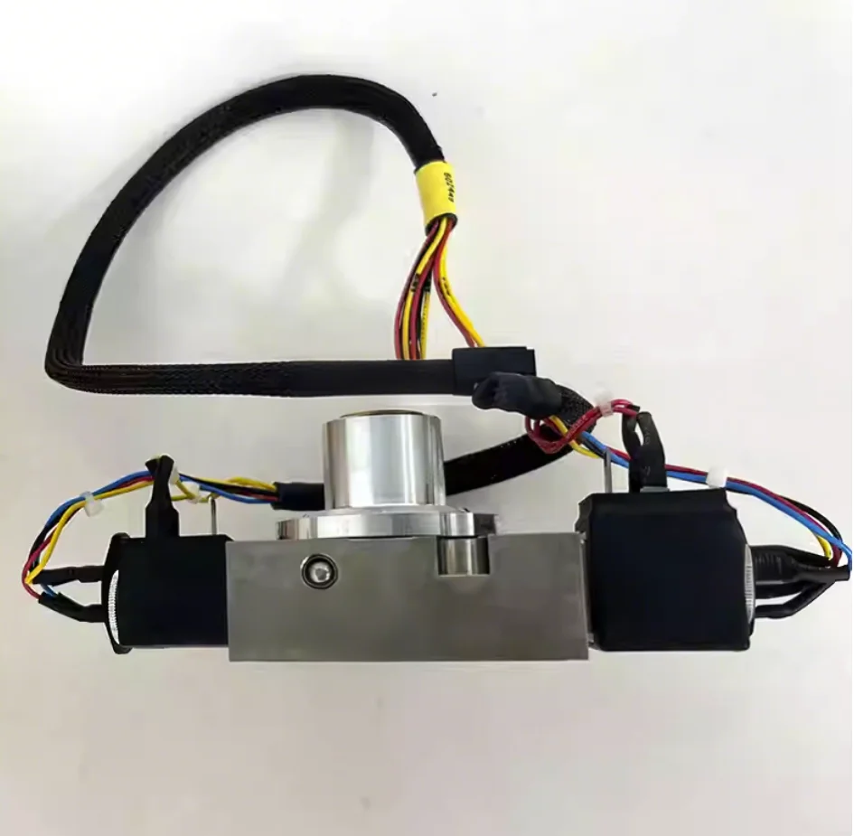 Edwards IH600 Vacuu… - image