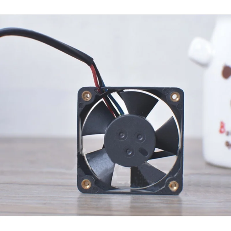 D 1PCS New DC5V 0.08A 3-Pin Quiet Cooling Fan For AVC DA03510B05M 35×35×10mm 3.5CM