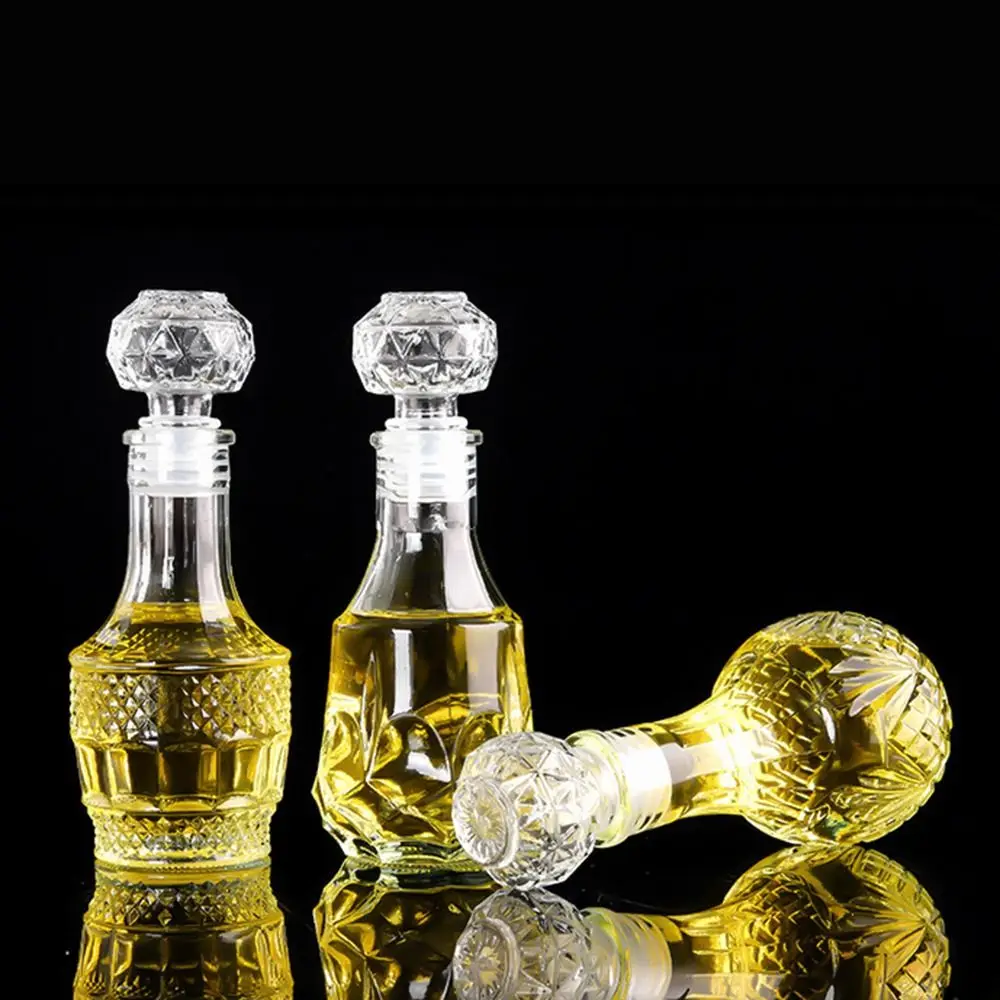 1Pcs New With Screw Cap Wine Bottle Spirit Alcohol Liquor Small Whiskey Decanter 50ml Transparent Glass Bottle
