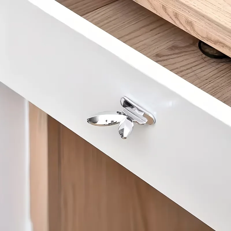 Three Easy-to-Install Tools with Handles That Don't Get Your Hands Dirty, Multi-Purpose Handles, Home Accessories and Auxiliary