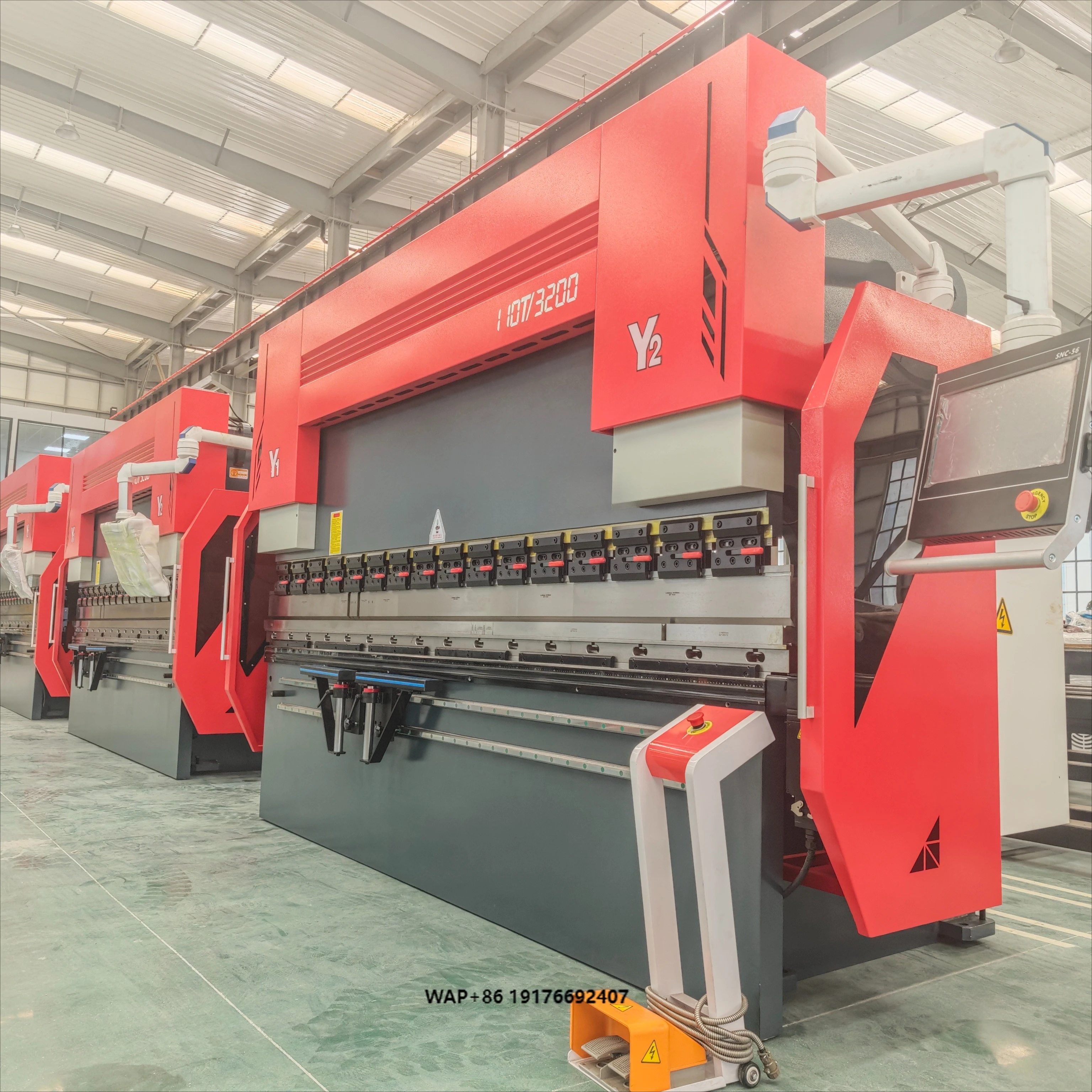 Good Price Hydraulic Press Brake 160Ton 200Ton 3200mm Sheet Metal Bender
