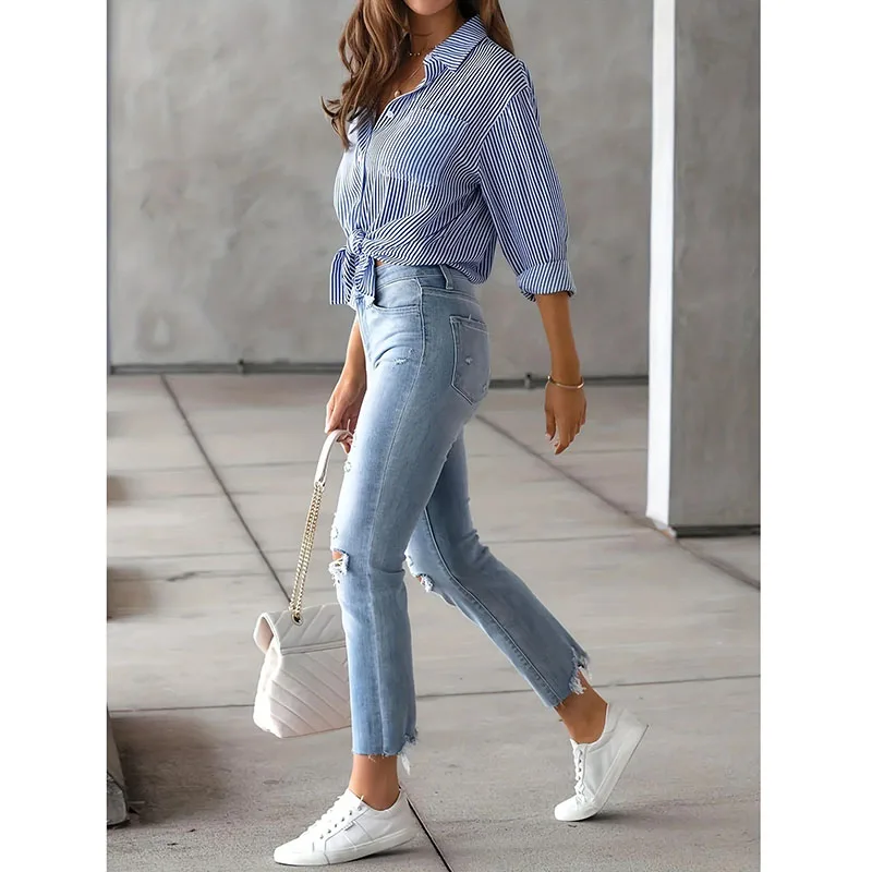 2025 Autumn Streetwear Vintage Long Sleeve Blouses Female Casual Loose Single-Breasted Shirts Classic Blue Striped Shirt Women