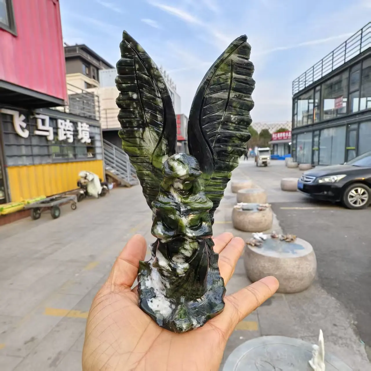 Natural green sleeve jade angel, angel carved from quartz crystal and Xiuyan jade, mineral spiritual healing
