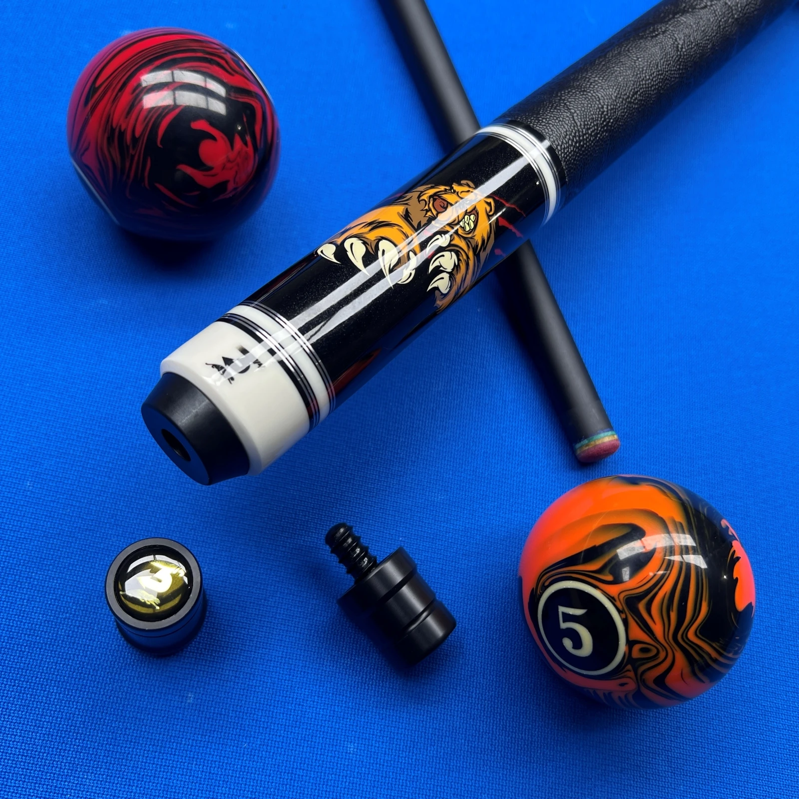 Low Deflection Pool Cue for Advanced Players 10 Thread Joint Black Gold Shaft Leather Grip Pro Billiard Cue Set