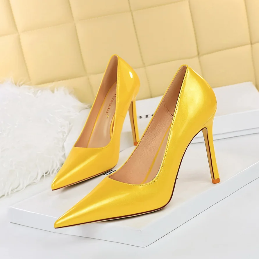 

2022 Women Fetish Women 10.5cm High Heels Plus Size 43 Stripper Scarpins Glossy Pumps Stiletto Wedding Bridal Party Prom Shoes