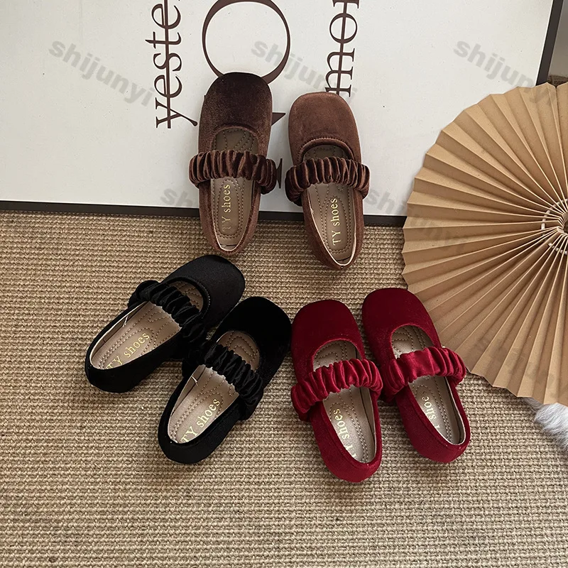 

Children's Flats 2025 Autumn New Fashion Slip on Girls' Princess Shoes Lightweight Comfortable Soft Sole Outdoor Casual Shoes