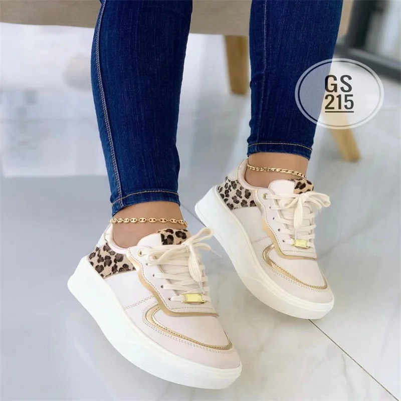 Oversized Thick Sole Fashion Sports Shoes 2023 New Style Splice Lace up European/American Flat Bottom Lace up Single Shoe Women
