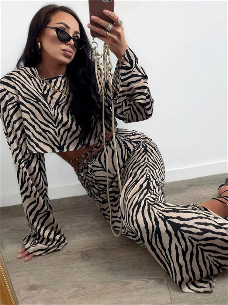 

Tossy Zebra Printed 2 Piece-Set Long Skirt For Women Striped Lace-Up Cropped Top And High Waist Fashion Maxi Skirt Outfits 2024