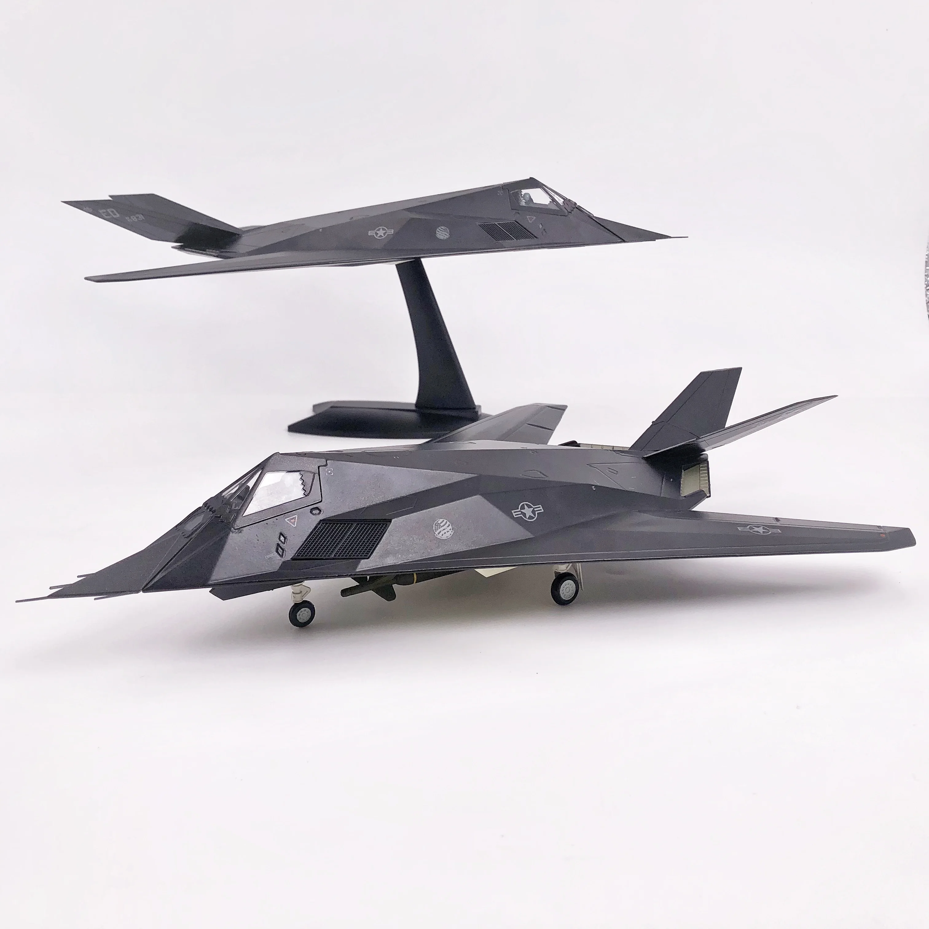 1/72 F117 Nighthawk Stealth Fighter Aircraft Metal Military Model Diecast Plane Model For Boy Gift With Box Collection