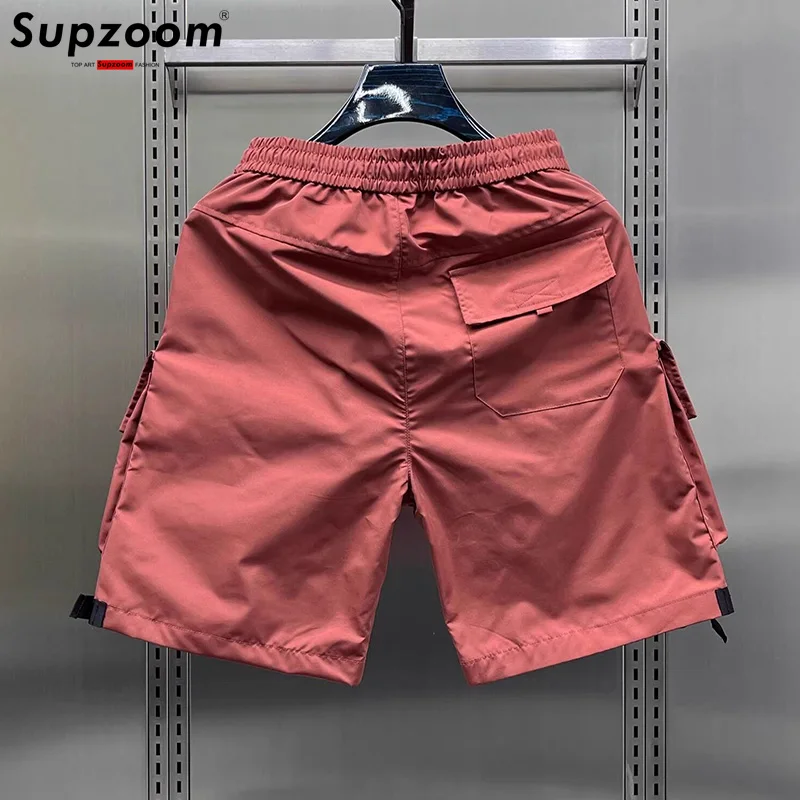 Supzoom New Arrival Top Fashion Summer Loose Casual Belt Design High Street Trendy Stitching Pocket Cargo Shorts Shorts Men