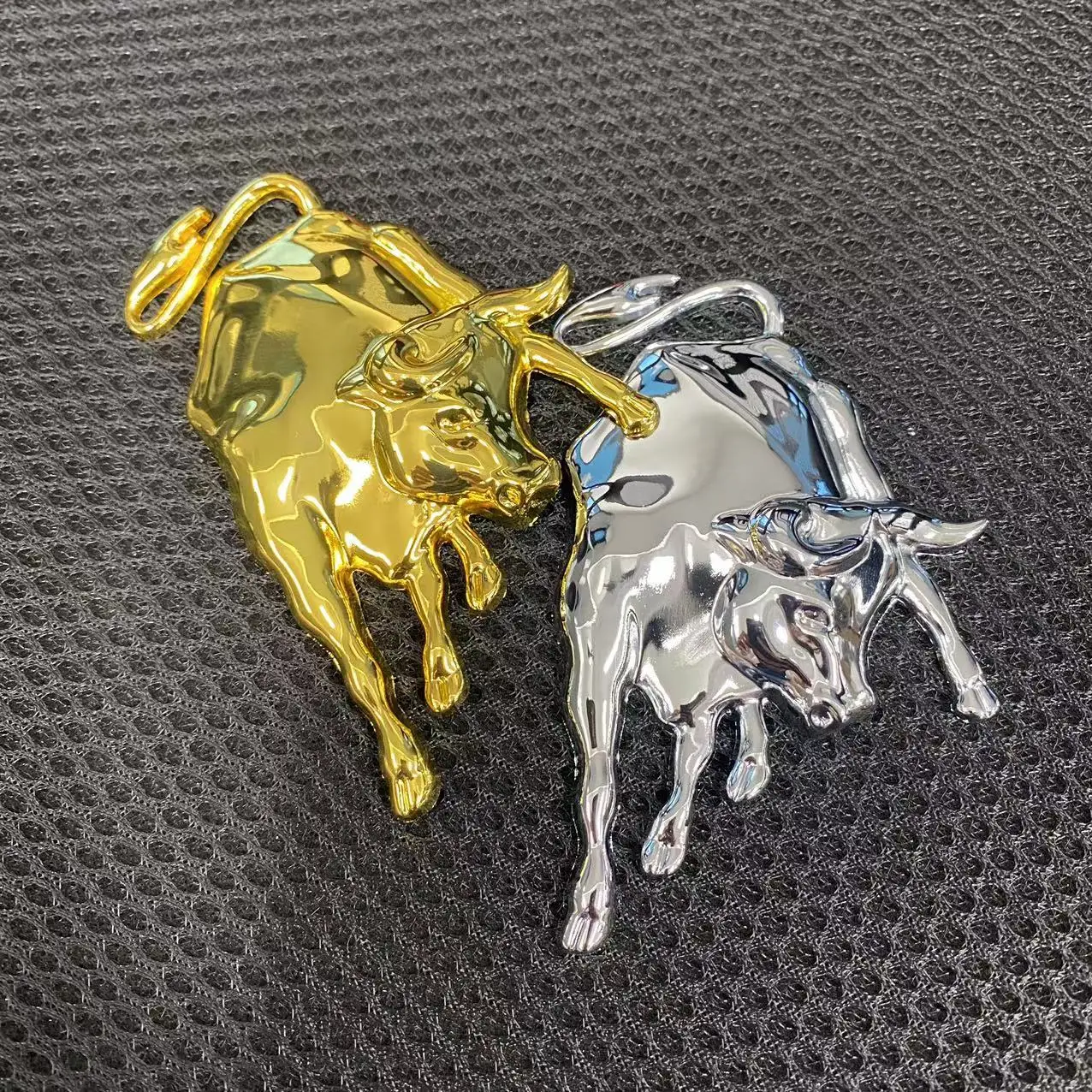 3D Metal Car Emblem Sticker Fight Bull Angry Bull Logo Badges Sticker Funny Stikers For Racing Car LP560 LP550 LP570 LP700 Lamb