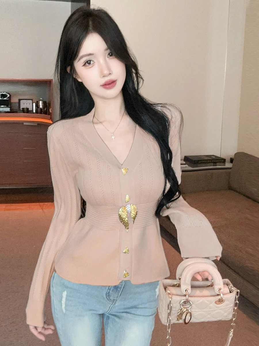 Slim Fit Long Sleeve V-Neck Knitted T-Shirt Metal Buckle Design Casual Style High Waist Straight Cut Weight Loss Pure Color T...