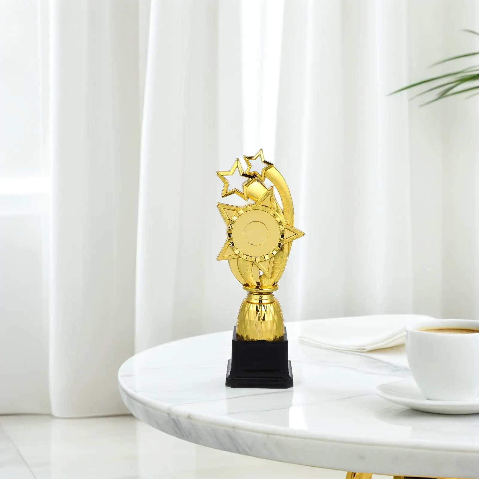 

Мини-кубок для детей, легкий пластиковый креативный детский приз, декоративный реквизит для игр, награда на выпускной в детском саду, приз для класса