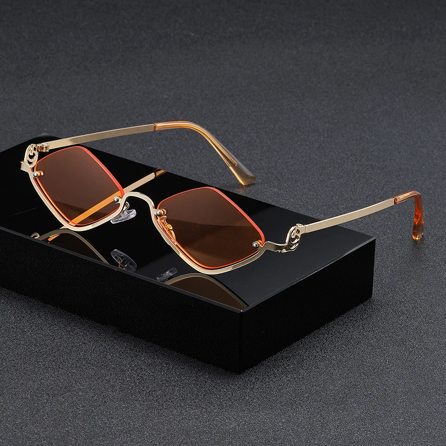 نظارات عصرية بنصف إطار على شكل ألماس على طراز Cyberpunk، نظارات معدنية للرجال والنساء، نظارات راقية عصرية بإطار صغير