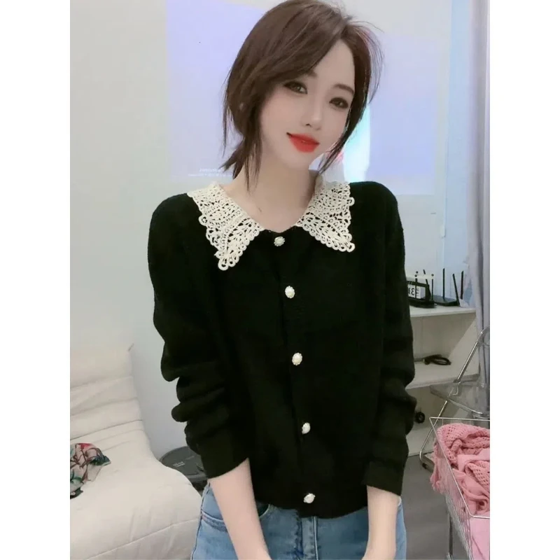 French Hollow Knitted Sweater for Women in Spring Fashionable and Stylish Polo Collar Design Niche Long Sleeved Top