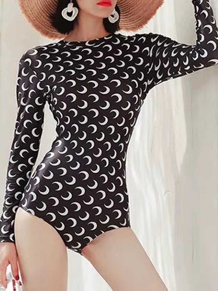 

Women's Backless Hollowed Out One-Piece Swimsuit Summer Streetwear Y2K Spicy Girl Long Sleeved Printed Slim Fit Bikini
