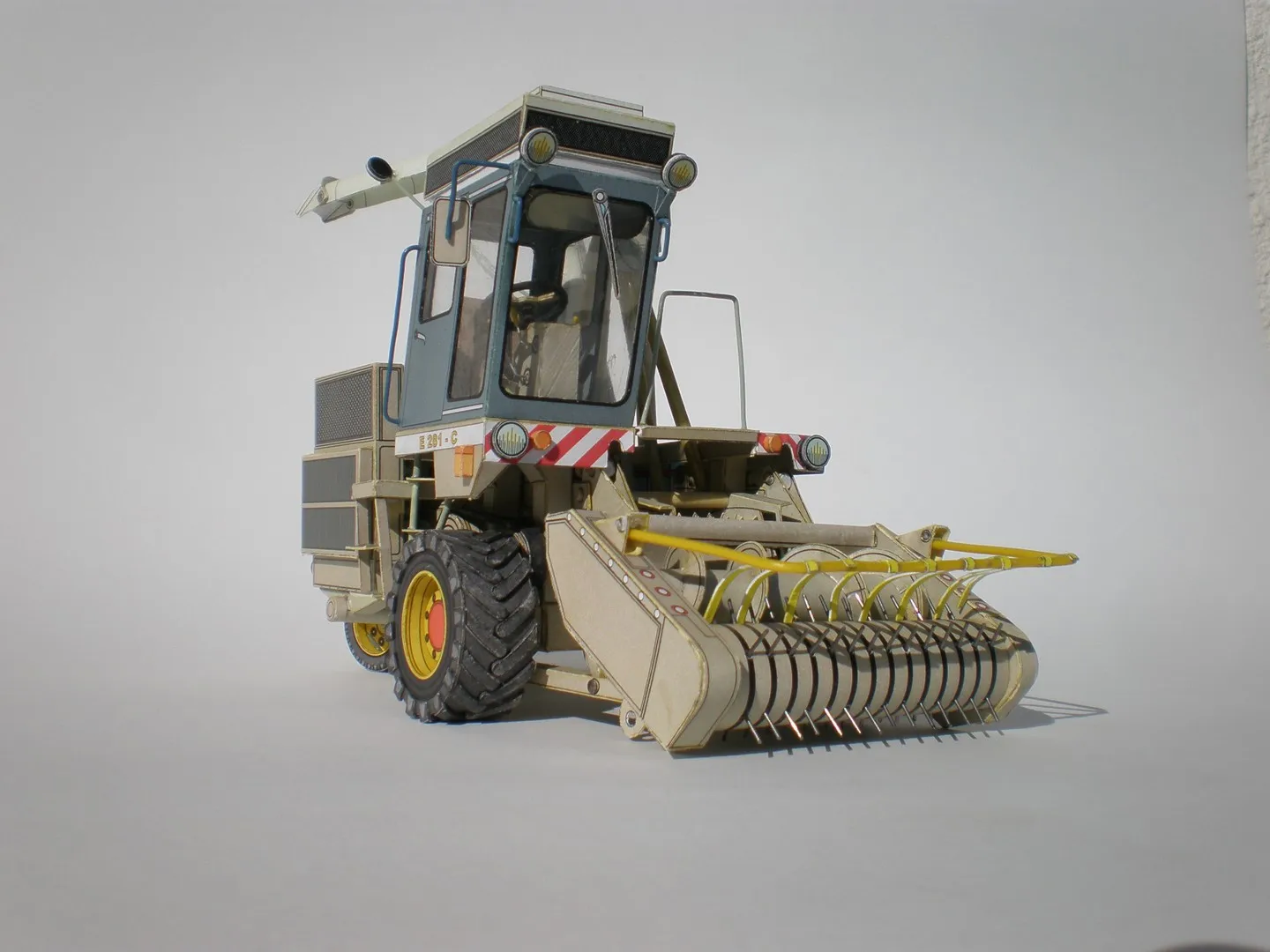 

1:32 Германия Forschritt E 281-C комбинированный комбайн DIY бумажная модель комплект головоломки игрушка DIY ручная работа