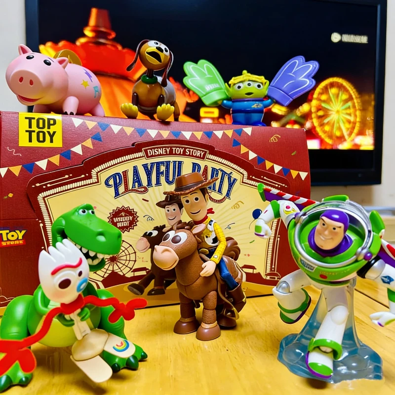 

TOPTOY Toy Story Playful Party Series Blind Box Cute Articulated Figurine Trendy Toy Desktop Ornament Mysteriy Box Surprise Gift