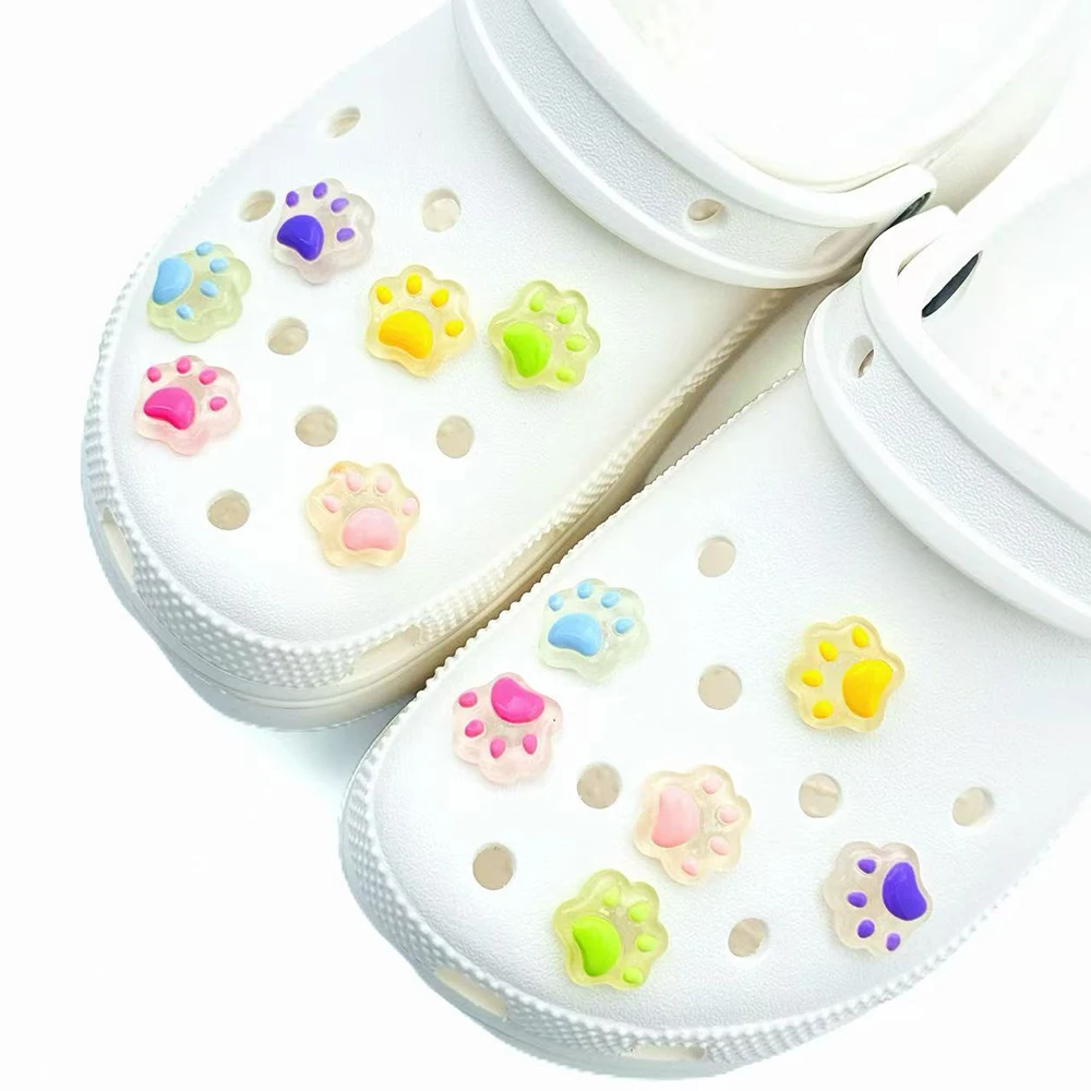 12 Uds. Conjunto de dijes para zapatos bonitos, luz nocturna de dibujos animados de resina, garra de gatito, decoraciones para zapatos, hebilla para sandalias, zuecos, accesorios DIY de regalo