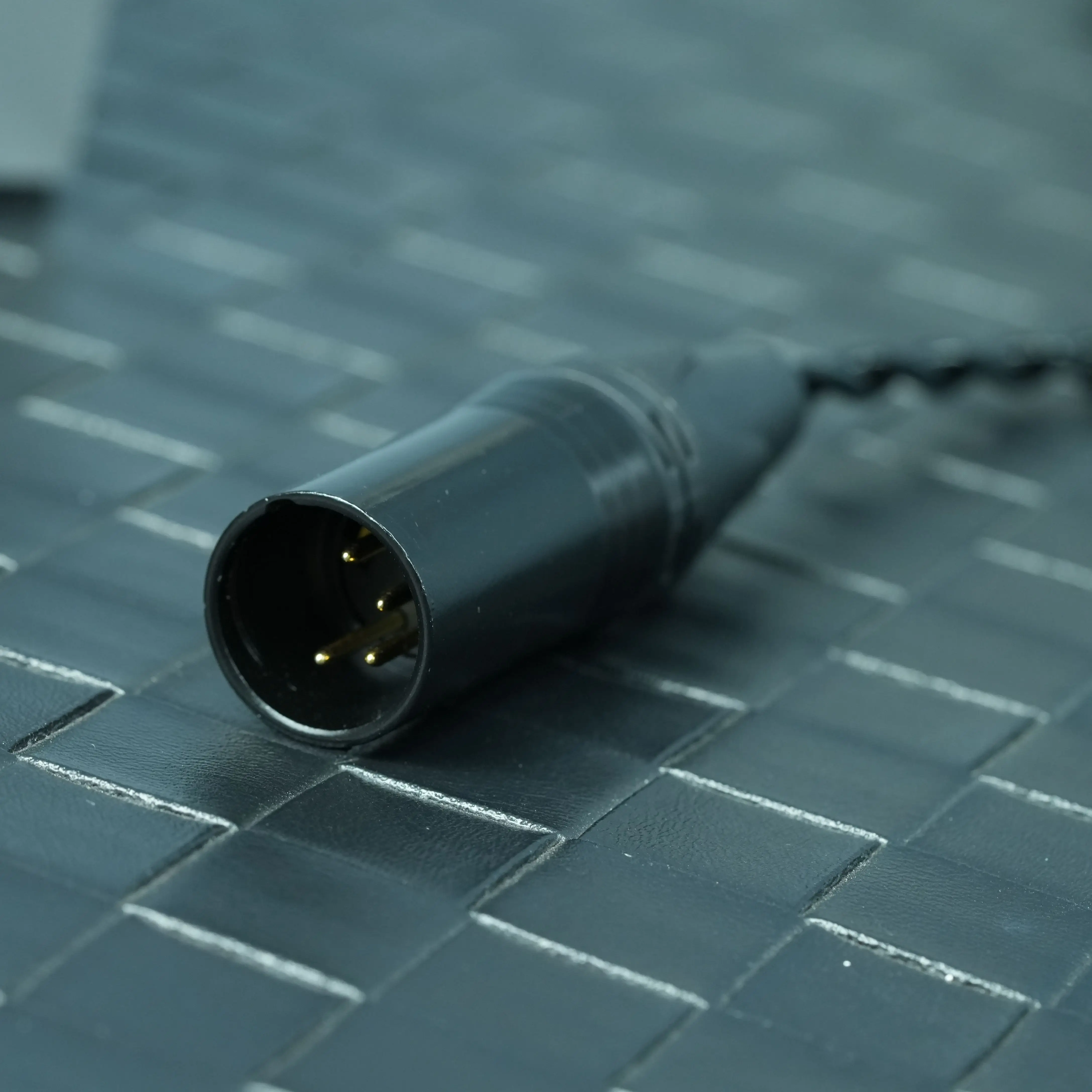 XINHS-125 4-Pin XLR Male Head To 4.4mm Female Head Balance Extension Cable Suitable for TEAC UD -701N/Soekris dac2541SonyPHA2A view 3