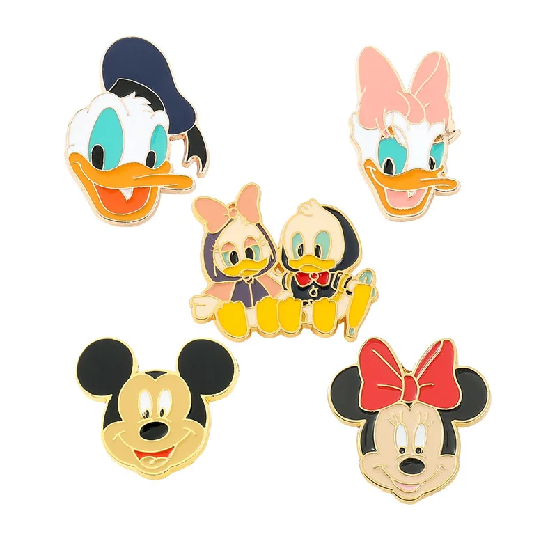 

Disney Mickey Minnie and Mouse Creative Cute Donald and Daisy Duck Alloy Brooch Metal Badge Accessories Clothing Bag Pin