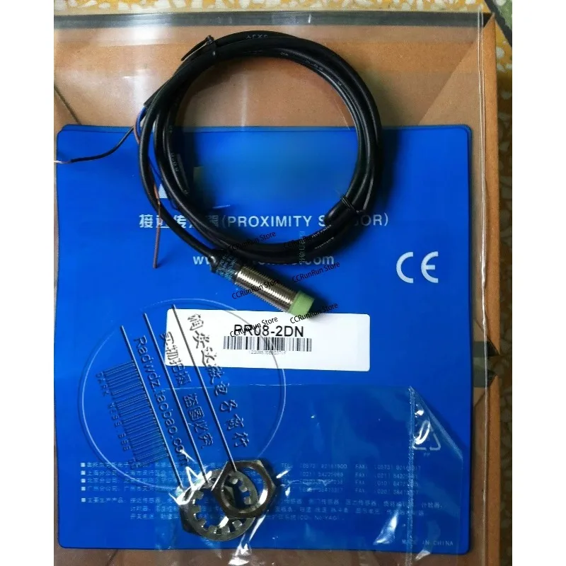 M8 inductive proximity sensor, three-wire DC induction switch NPN PNP industrial limit sensor