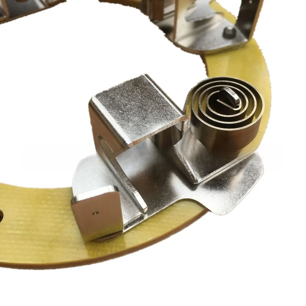 

Держатель щетки двигателя тележки для гольфа с пружинами для электрических моделей G22 YDRE DM430 Запасная часть для повышения длительного уровня двигателя