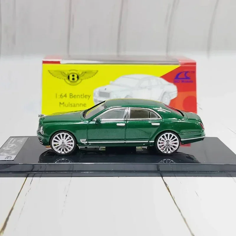 Scmodels 1:64 Model Car Mulsanne Alloy Die-cast Vehicle Collection - Green