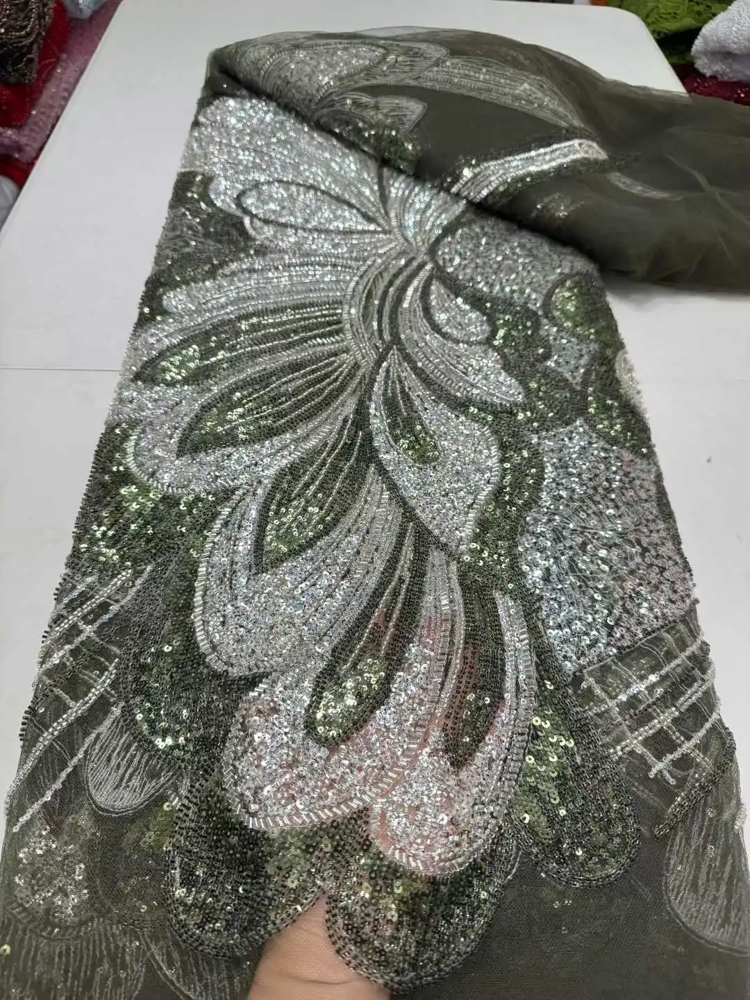 2025 Latest Hot Sale New High-End Luxury French Embroidery Beaded Lace Fabric African Nigerian With Sequins Fabric For Wedding