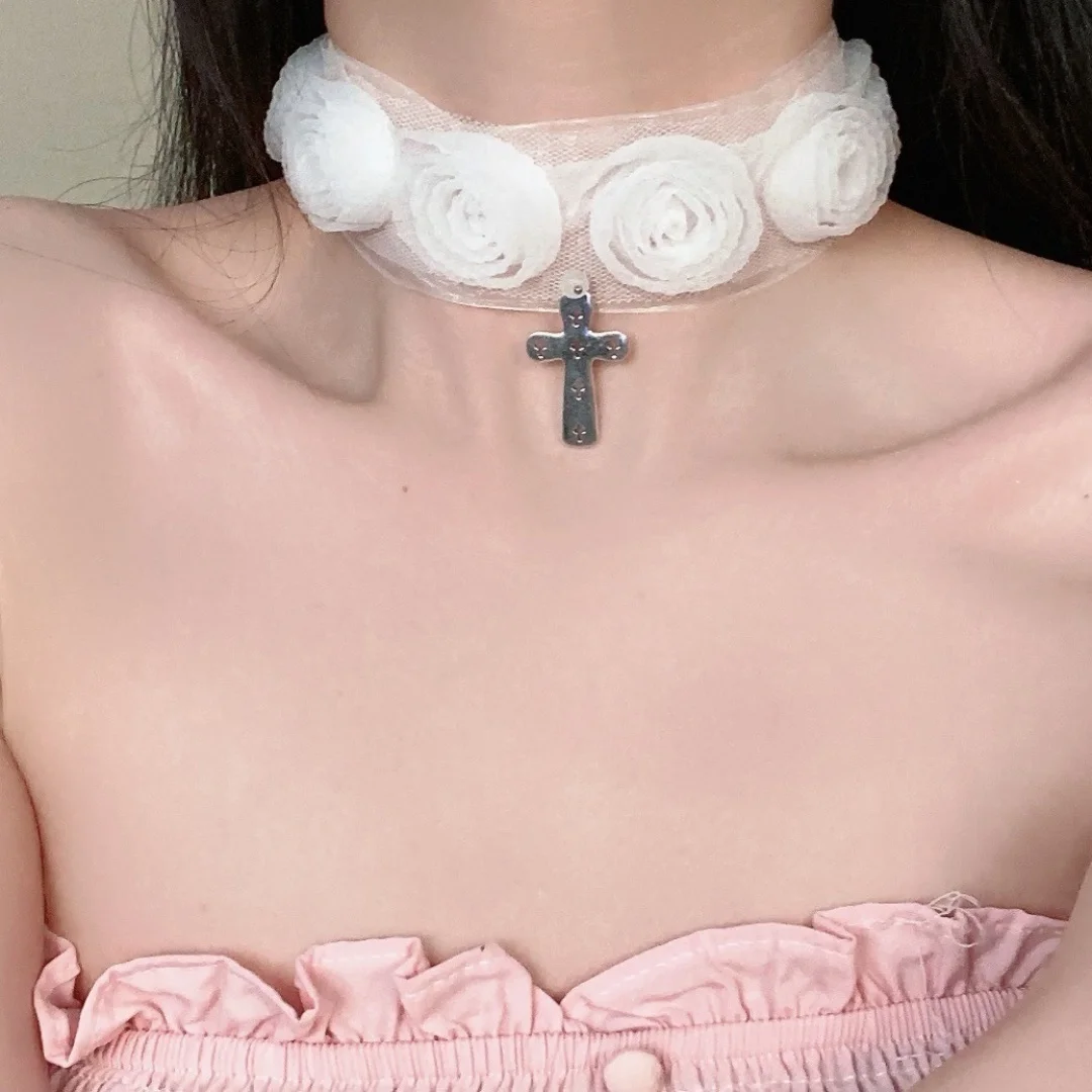 

DUTRIEUX White Lace Cross Necklace Elegant Temperament Fashion Design Trendy Choker Romantic Lockbone Chain Jewelry Gifts 2025