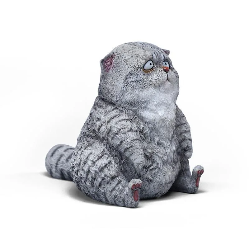 

Stunned cat, simulated animal model cat ornament, send girl doll office desktop ornament