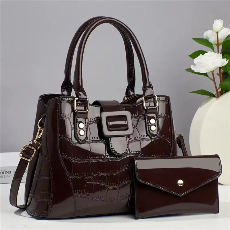 2024 atmospheric retro crocodile pattern mother and child bag feeling large capacity women's bag versatile single shoulder messe