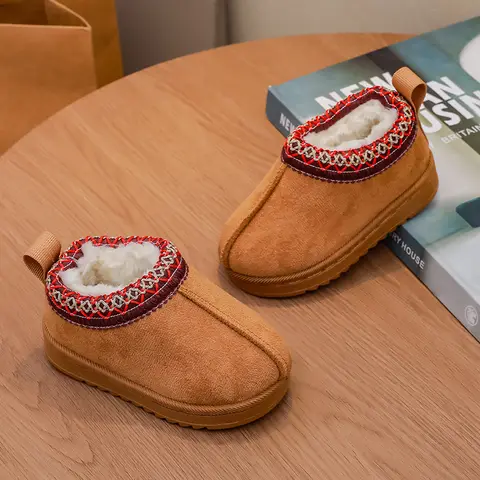 12 best sales बच्चों के लिए उग्स बूट - №4