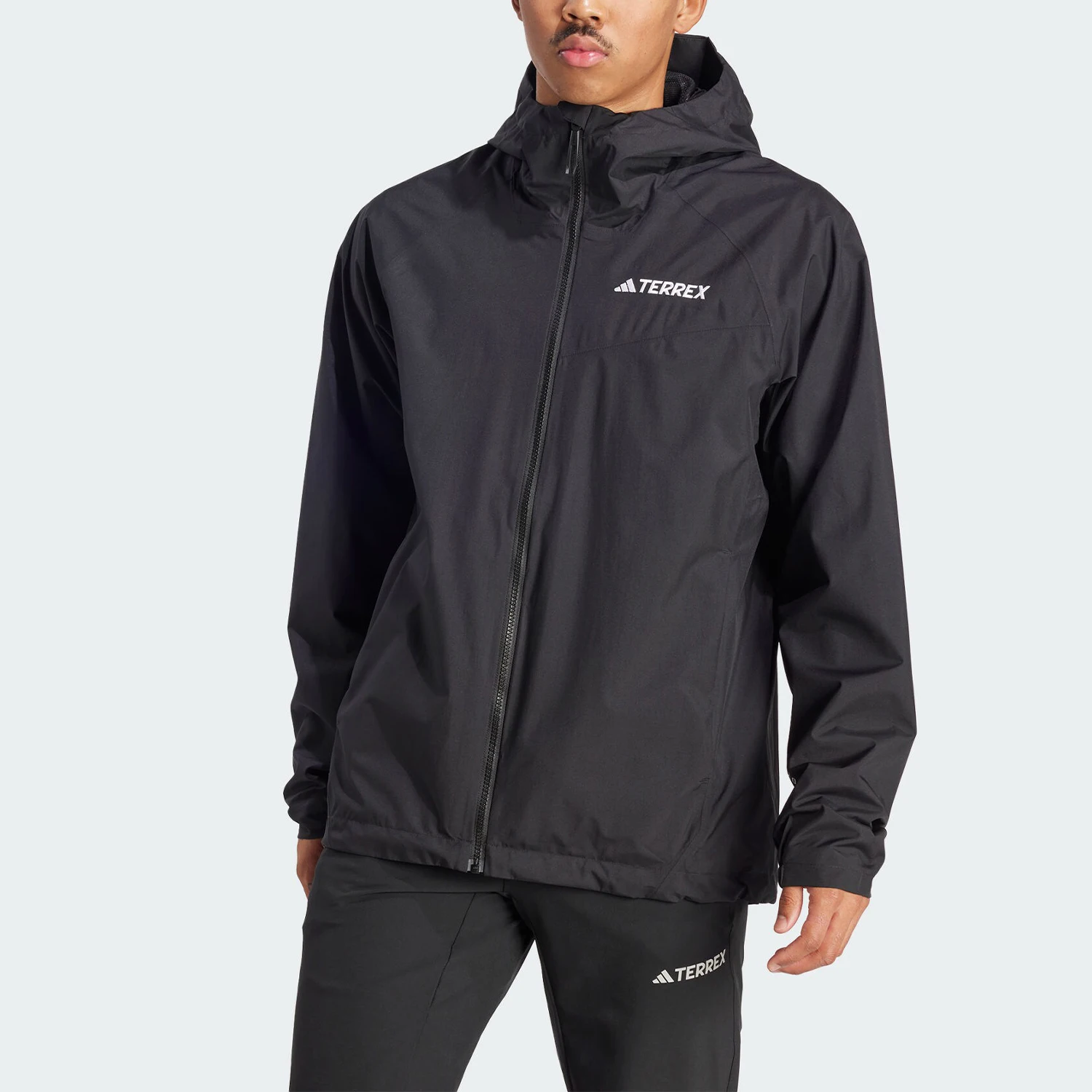 

Оригинальная мужская спортивная тканая куртка с капюшоном Adidas New Outdoor IP1435