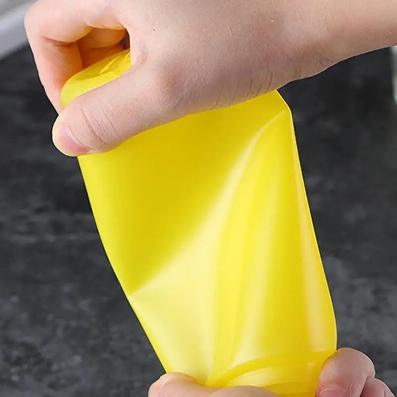 F19B 4 Pack Trilateral Stream Kitchen Squeeze Receptacles Leak Proof Durable Dishwasher Friendly