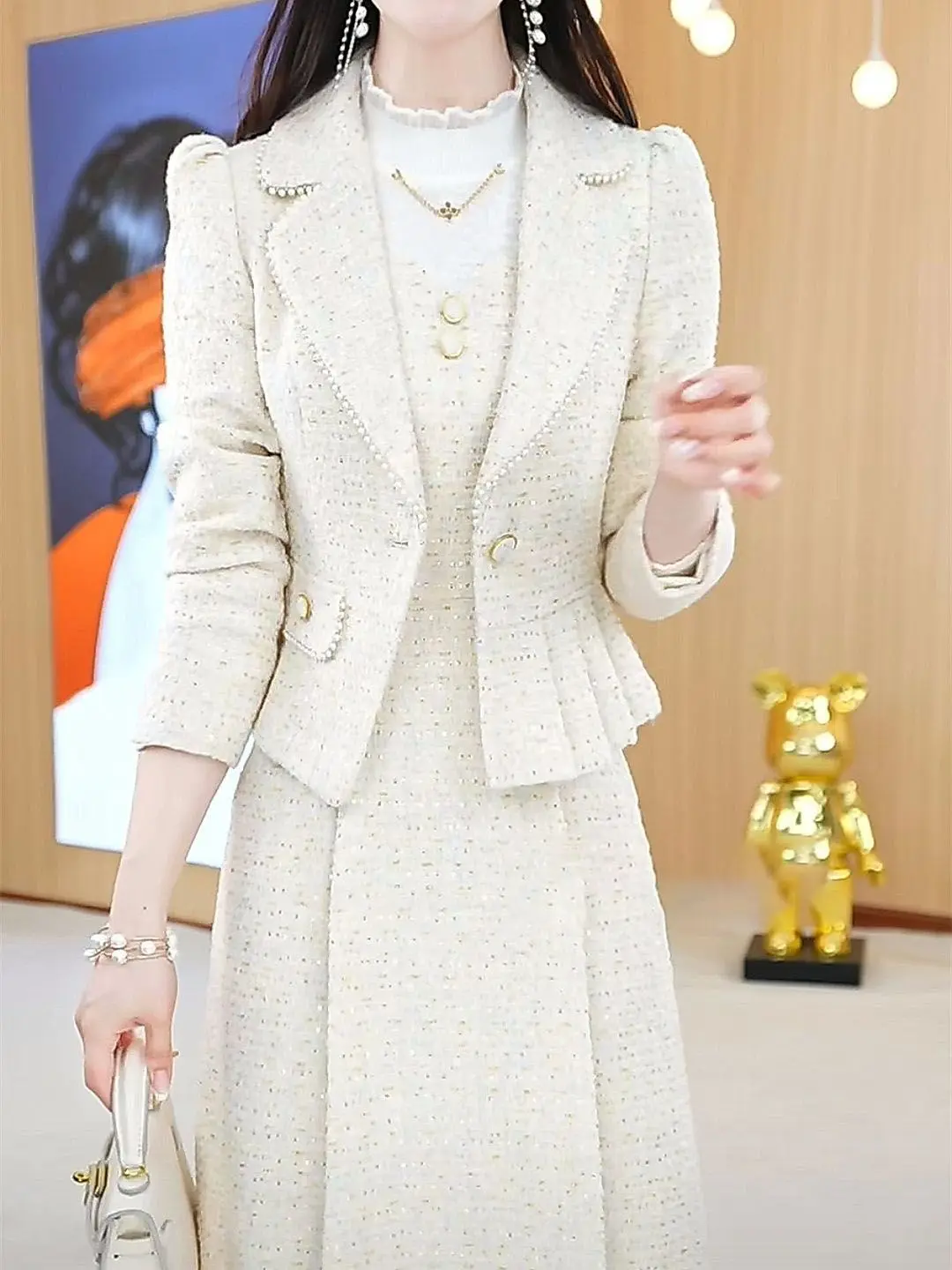 Autumn and winter new fashionable small fragrance style slim fit top+loose A-line skirt two-piece set