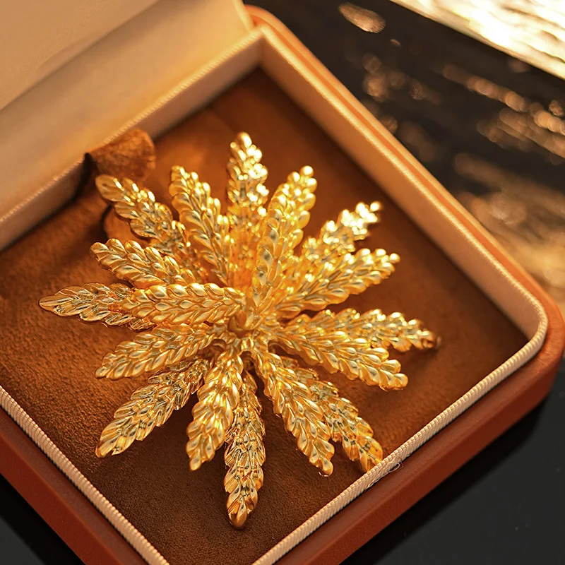 Vintage Matte Gold Multi-layer Wheat Ear Brooch, Retro High-end Sense, Coat Accessory, Women's Corsage