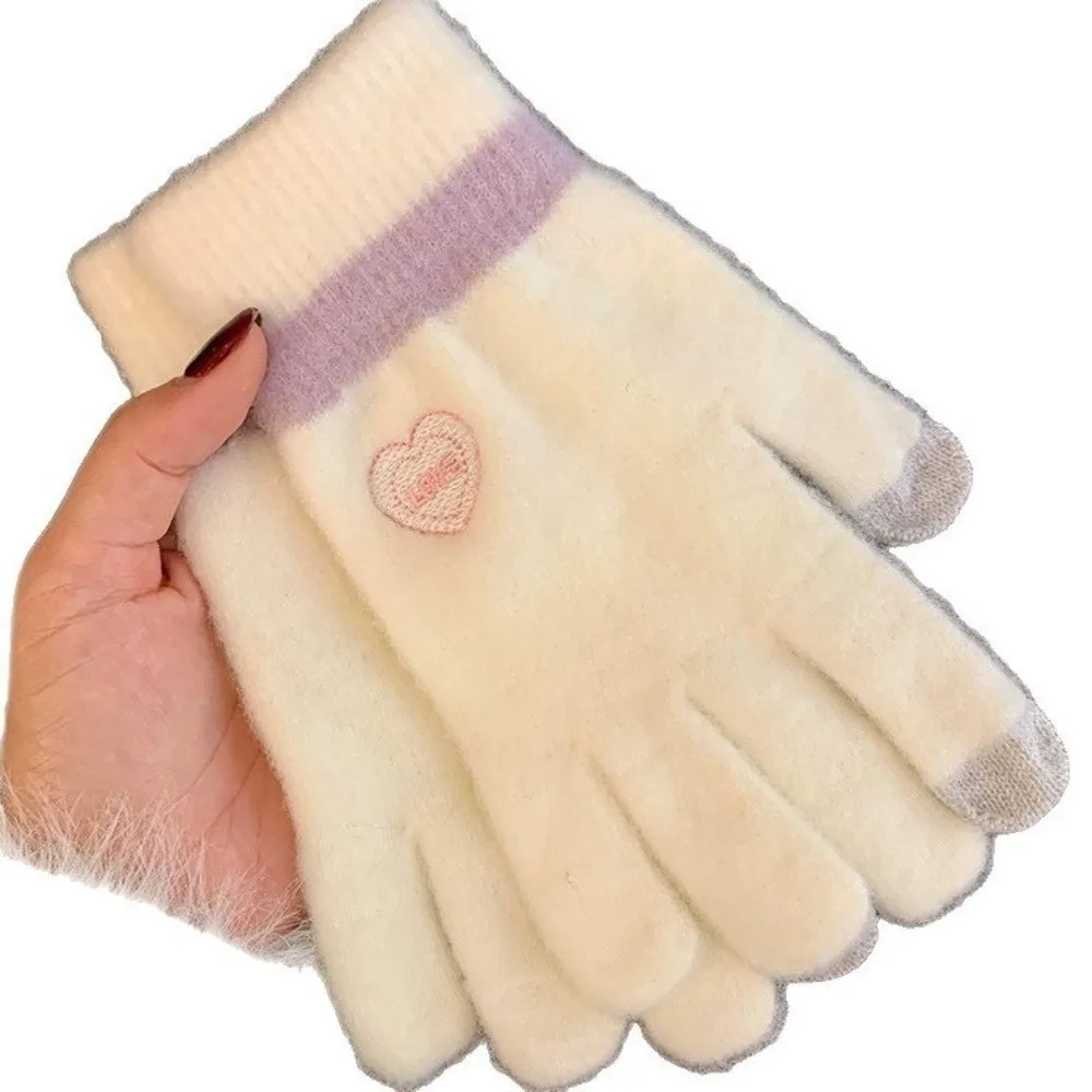 Soft Polyester Touch Screen Gloves Candy Color Heart Embroidery Winter Warm Gloves One Size Fuzzy Cold Proof Gloves Outdoor Use