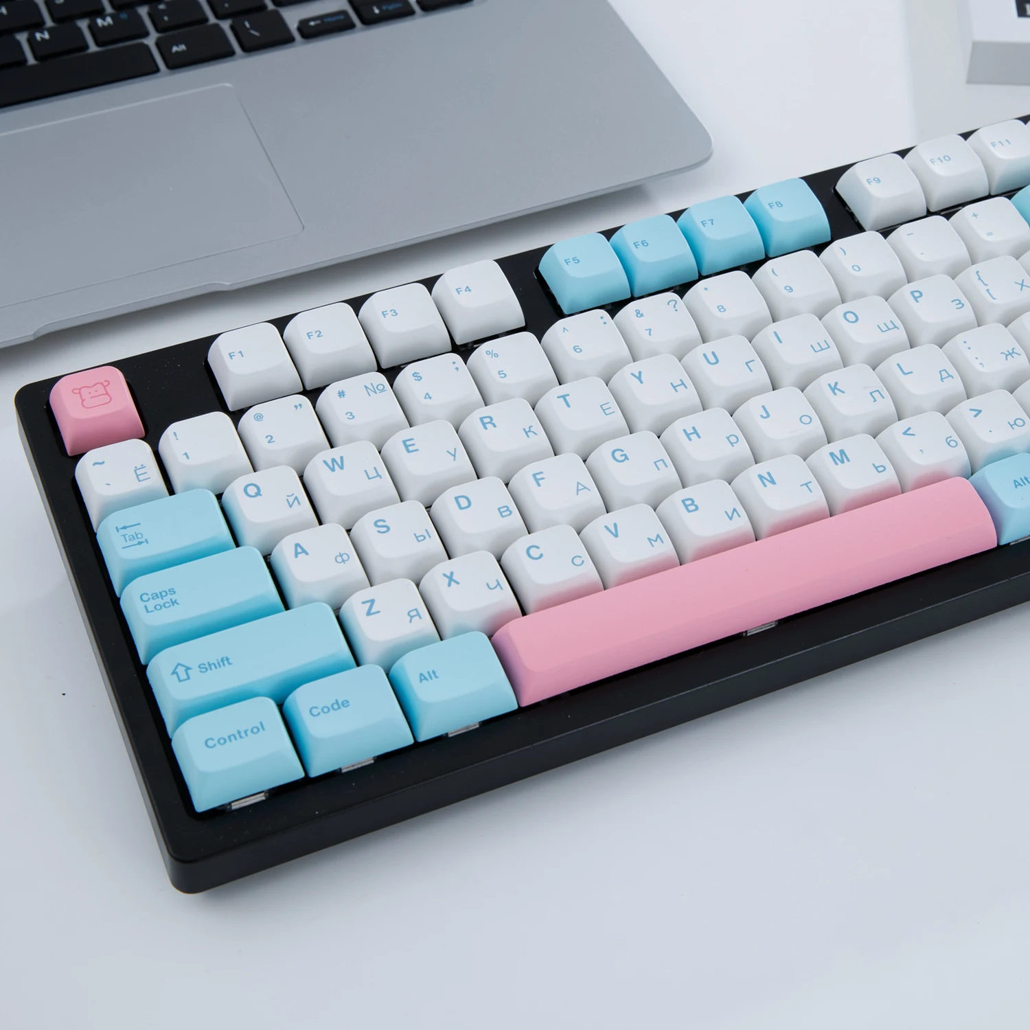 ロシア語/英語pbtキーボードキャップ,色付き,メカニカルキーボードキャップ,チェリーMX用にパーソナライズされた日本のキーキャップ