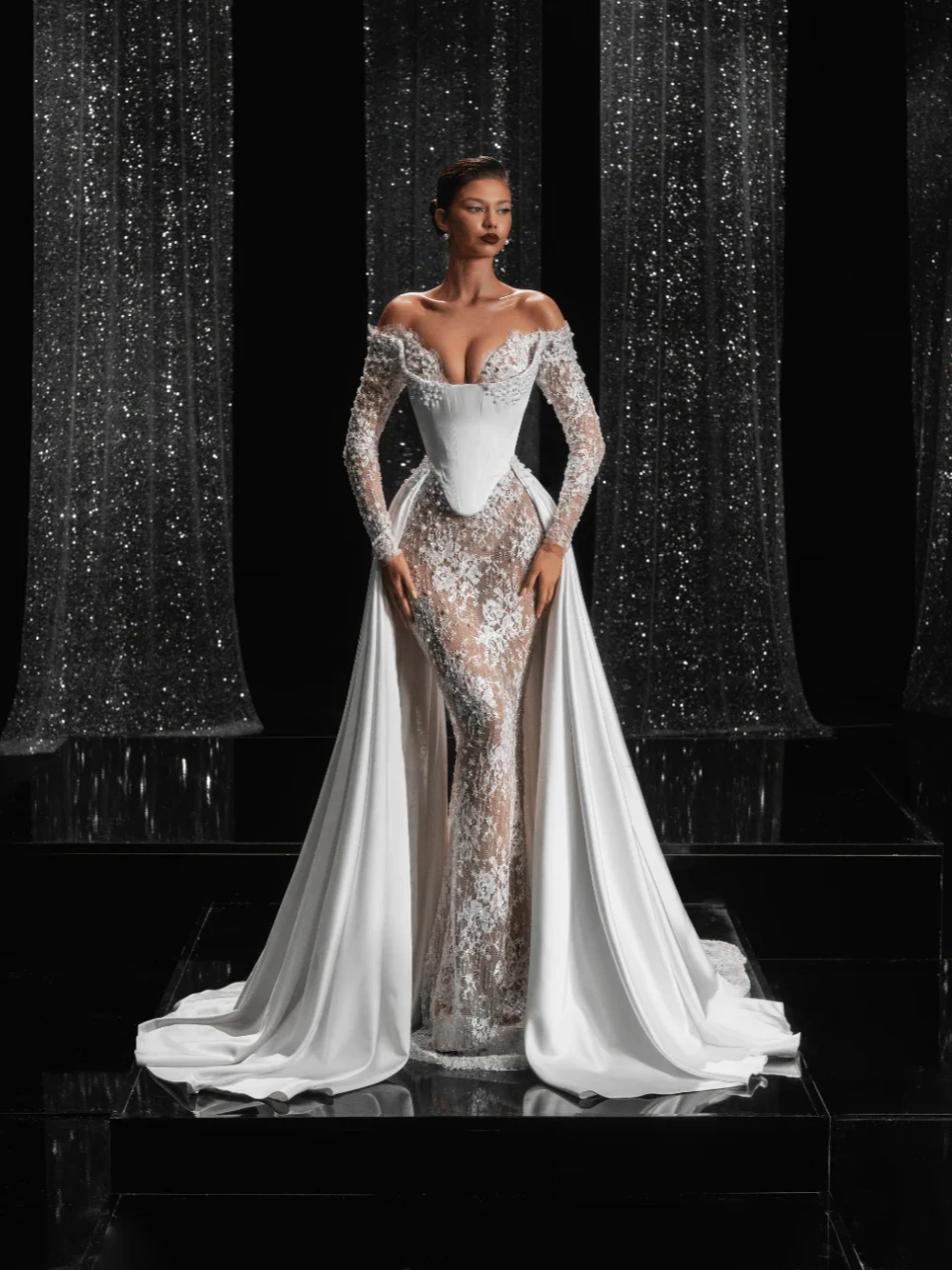 Fashionable 2 in 1 Romantic Wedding Dress Classy Lace Off-the-shoulder Bride Wear Customized Delicate Pearls Corset Bridal Gown