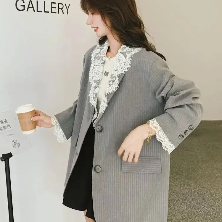 

Korea Lace Spliced ​​Gray Striped Suit Jacket Women 2025 Spring New Chic Temperament Design Suit