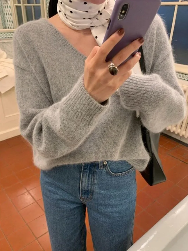 Korean Style Simple V-Neck Long Sleeve Sweater Women Fashionable Maturity High-End Knitted Shirt Trendy Autumn Top