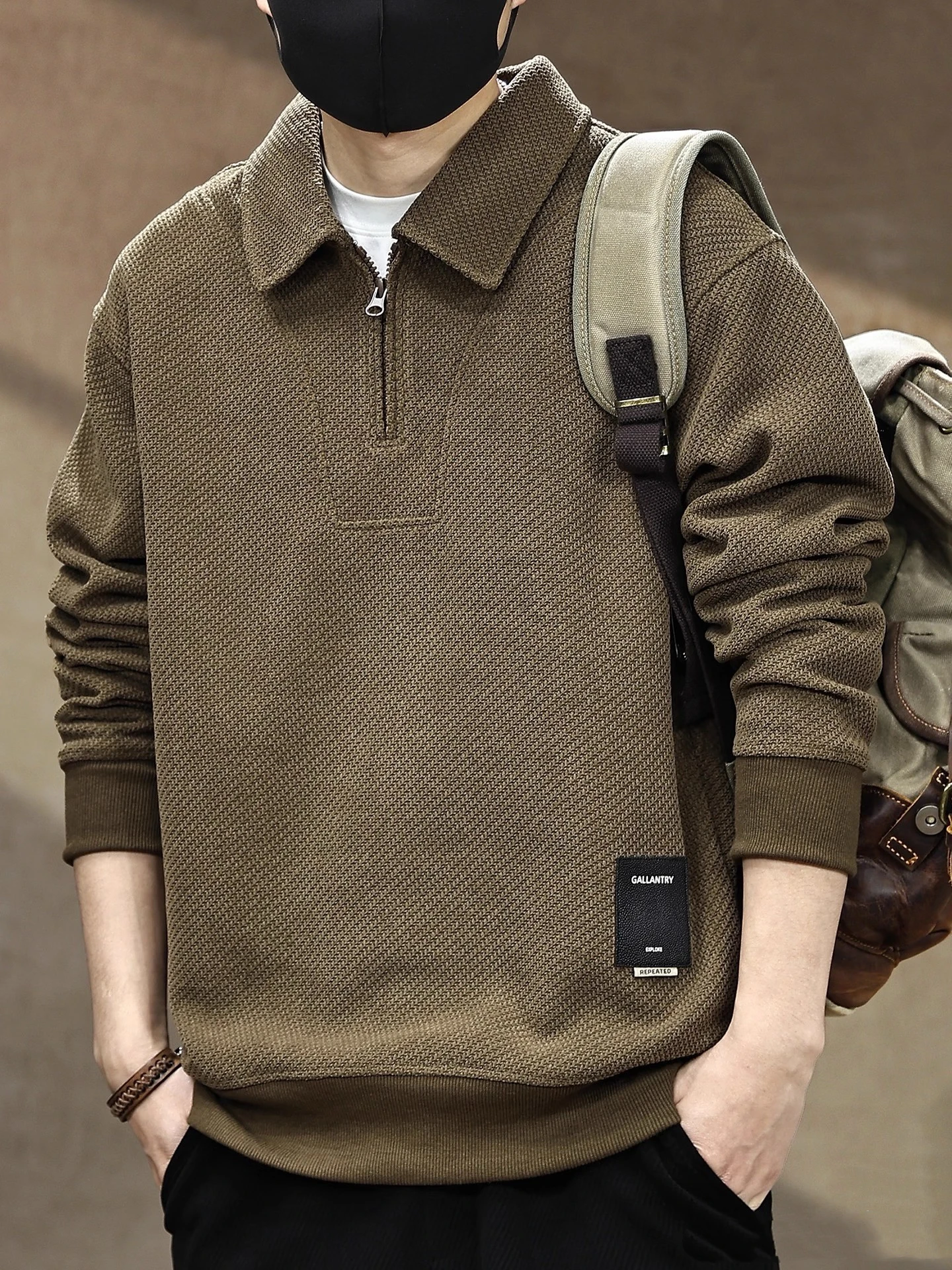 

Мужской свитер из плотной трикотажной ткани с воротником на молнии, свободного кроя, повседневный, класса люкс, новинка 2025 года, осень-зима, распродажа