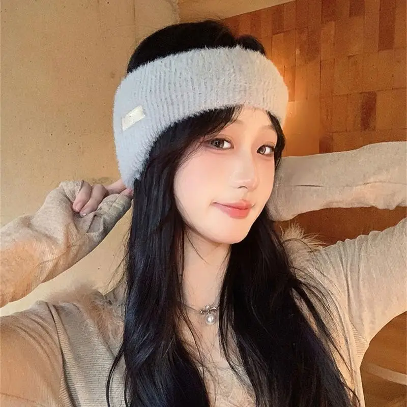 Windproof Ear Covers Thermal Insulated Winter Earmuffs For Hiking Skiing Outdoor Activity Portable and Thick Warm Design